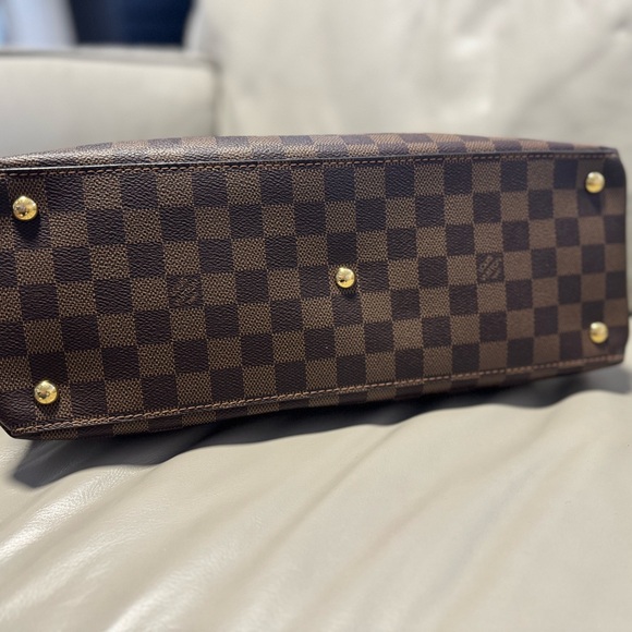 LV Riverside Tan - Picture 3 of 7